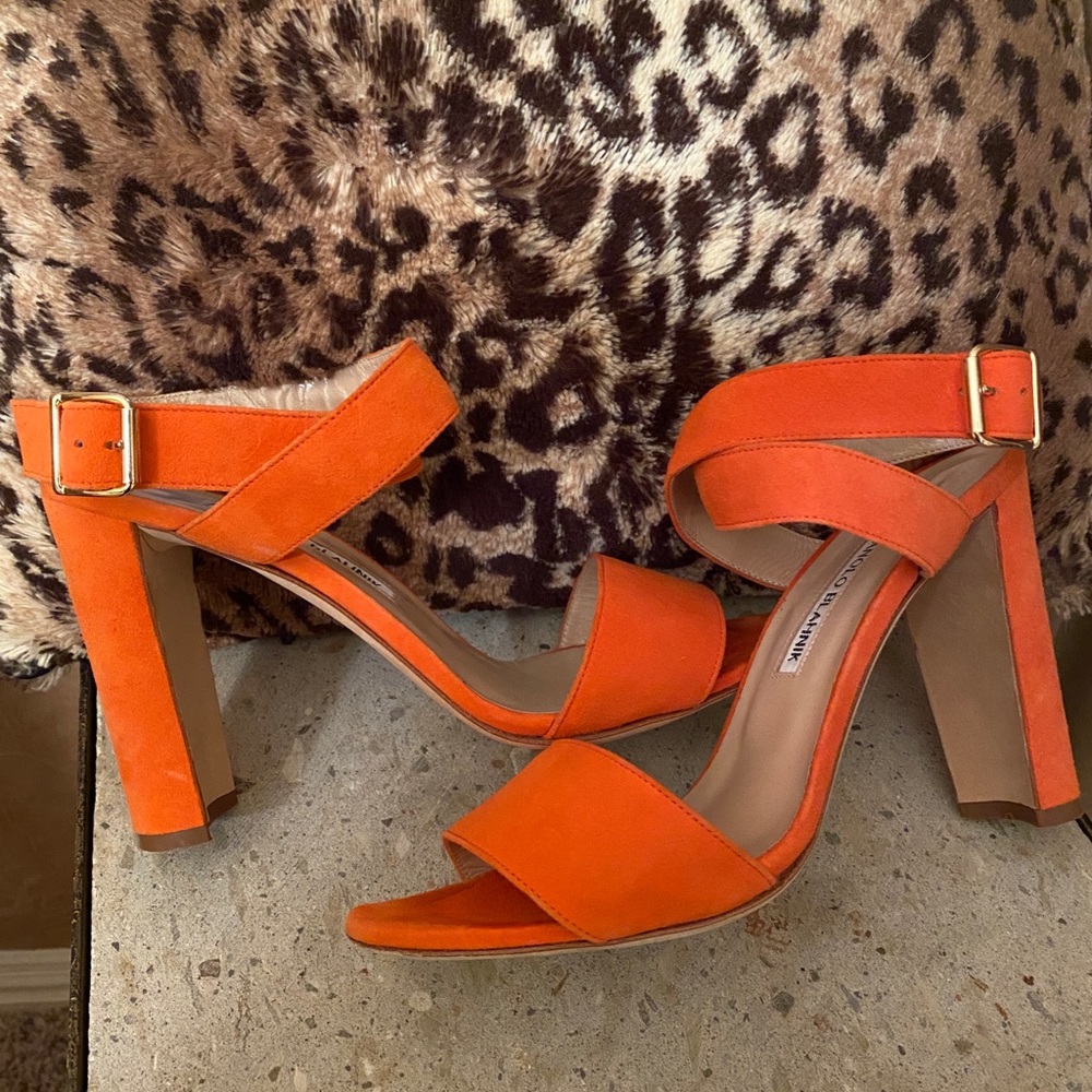 Manolo Blahnik orange strappy sandal pumps